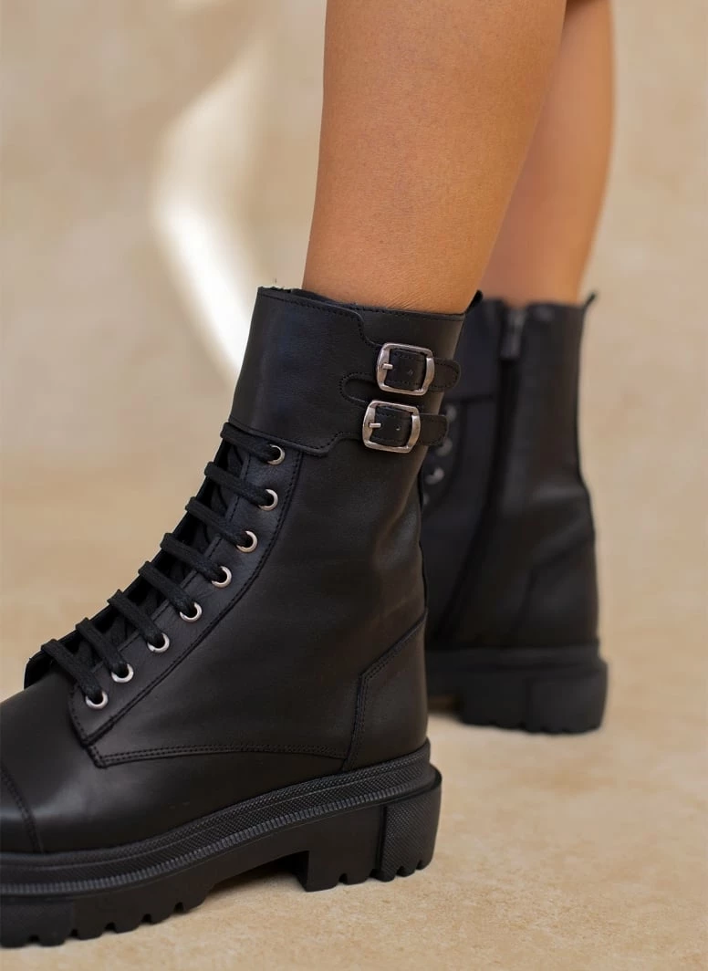 Ολοκαίνουργιο 🎉 The Fashion Project Αρβυλάκια δερμάτινα με μικρές αγκράφες - Μαύρο 💯 6 Ολοκαίνουργιο 🎉 The Fashion Project Αρβυλάκια δερμάτινα με μικρές αγκράφες - Μαύρο 💯 - Image 4