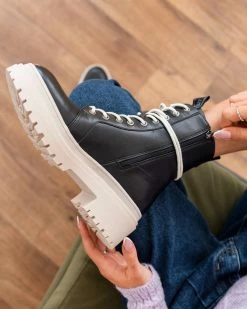 Η καλύτερη συμφωνία ✔️ Xti Footwear Αρβυλάκια με εξωτερικό φερμουάρ Xti 77891 - Μαύρο/Μπεζ 🌟