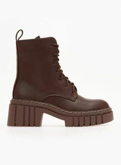 Καλύτερη πώληση 😍 The Fashion Project Αρβυλάκια με έντονη ραφή στη σόλα - Καφέ 🥰 -Μποτάκια Κατάστημα arvulakia me entoni rafi sti sola 105875 l3tw