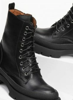 Κουπόνι 🔥 The Fashion Project Αρβυλάκια με μεταλλικές λεπτομέρειες - Μαύρο 🛒 -Μποτάκια Κατάστημα arvulakia me metallikes leptomereies 95346 kxvb