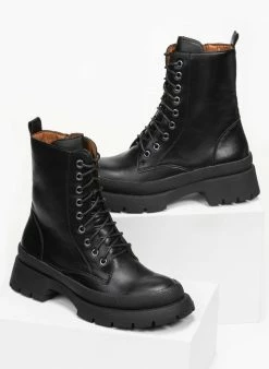 Κουπόνι 🔥 The Fashion Project Αρβυλάκια με μεταλλικές λεπτομέρειες - Μαύρο 🛒