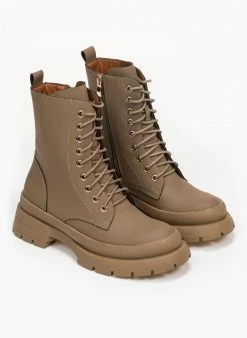 Κουπόνι 👏 The Fashion Project Αρβυλάκια με μεταλλικές λεπτομέρειες - Πούρο ✔️ 13 Κουπόνι 👏 The Fashion Project Αρβυλάκια με μεταλλικές λεπτομέρειες - Πούρο ✔️ -Μποτάκια Κατάστημα arvulakia me metallikes leptomereies 95348 g27n