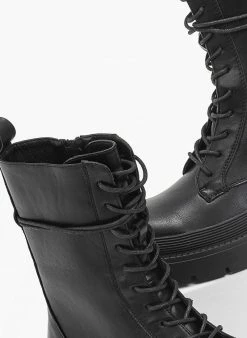 Το φθηνότερο 👍 The Fashion Project Αρβυλάκια με προεξοχή στη σόλα - Μαύρο ⌛ 8 Το φθηνότερο 👍 The Fashion Project Αρβυλάκια με προεξοχή στη σόλα - Μαύρο ⌛ -Μποτάκια Κατάστημα arvulakia me proeksoxi sti sola 96196 8dhs