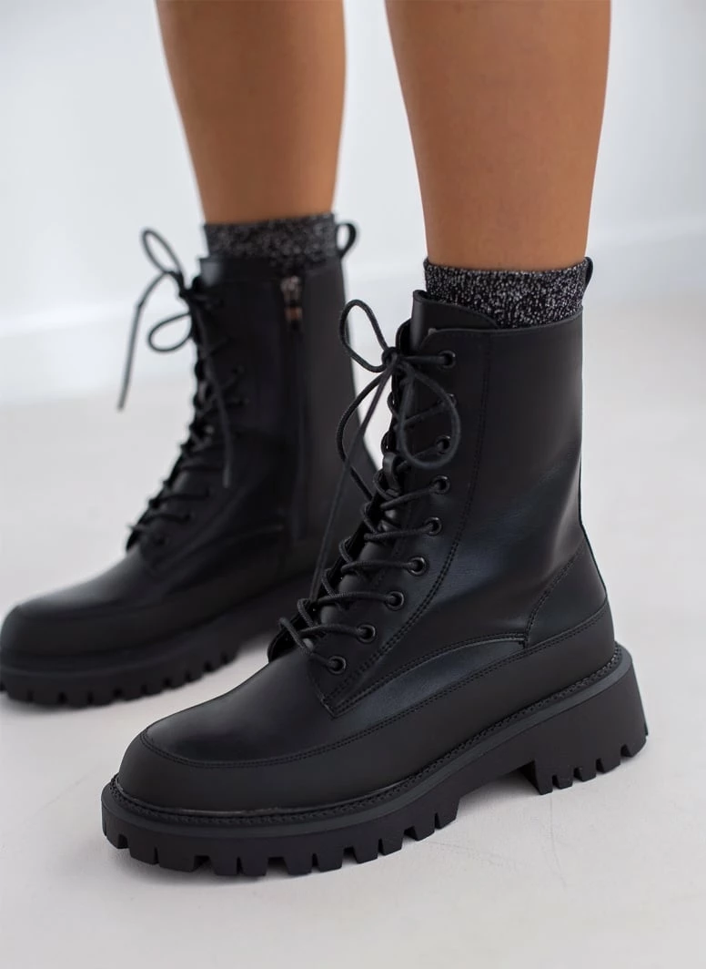 Flash Sale 🎉 The Fashion Project Αρβυλάκια με ψηλή τρακτερωτή σόλα - Μαύρο 😍 3 Flash Sale 🎉 The Fashion Project Αρβυλάκια με ψηλή τρακτερωτή σόλα - Μαύρο 😍