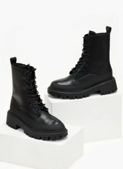 Flash Sale 🎉 The Fashion Project Αρβυλάκια με ψηλή τρακτερωτή σόλα - Μαύρο 😍 14 Flash Sale 🎉 The Fashion Project Αρβυλάκια με ψηλή τρακτερωτή σόλα - Μαύρο 😍 -Μποτάκια Κατάστημα arvulakia me psili trakterwti sola 105841 v4pr