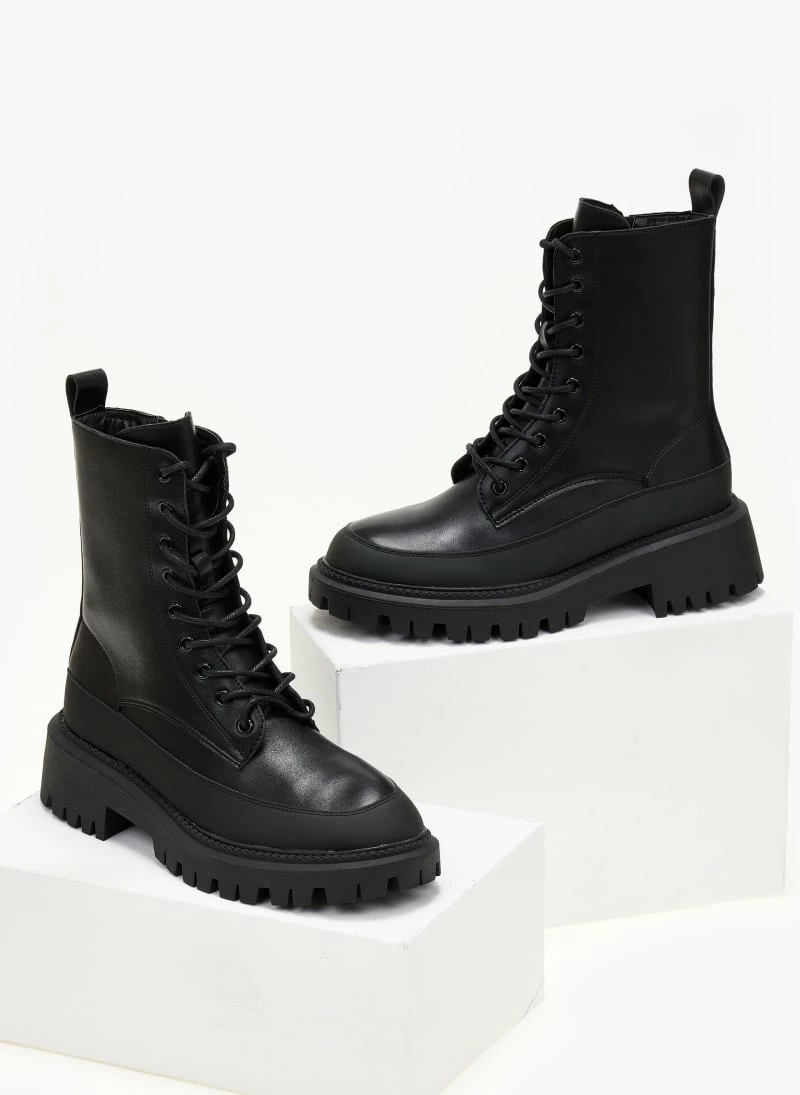 Flash Sale 🎉 The Fashion Project Αρβυλάκια με ψηλή τρακτερωτή σόλα - Μαύρο 😍 8 Flash Sale 🎉 The Fashion Project Αρβυλάκια με ψηλή τρακτερωτή σόλα - Μαύρο 😍 - Image 6