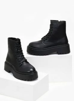 Τοπ 10 👏 The Fashion Project Αρβυλάκια με ψηλή τρακτερωτή σόλα - Μαύρο 😍 11 Τοπ 10 👏 The Fashion Project Αρβυλάκια με ψηλή τρακτερωτή σόλα - Μαύρο 😍 -Μποτάκια Κατάστημα arvulakia me psili trakterwti sola 107950 8jog