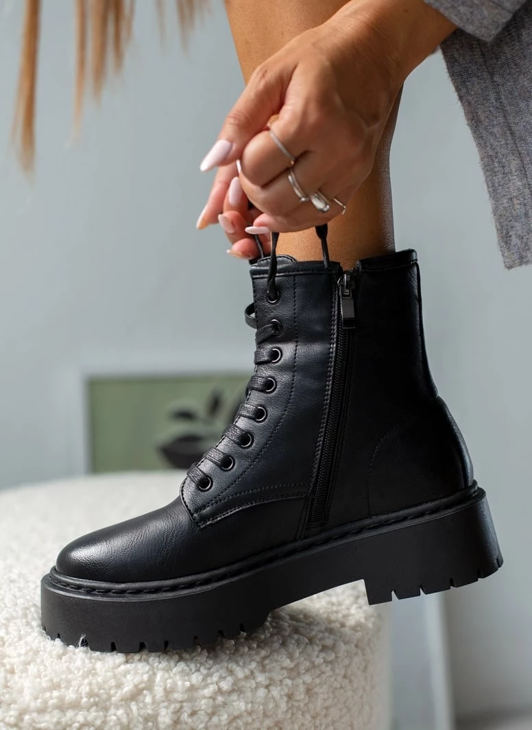 Τοπ 10 👏 The Fashion Project Αρβυλάκια με ψηλή τρακτερωτή σόλα - Μαύρο 😍 8 Τοπ 10 👏 The Fashion Project Αρβυλάκια με ψηλή τρακτερωτή σόλα - Μαύρο 😍 - Image 6