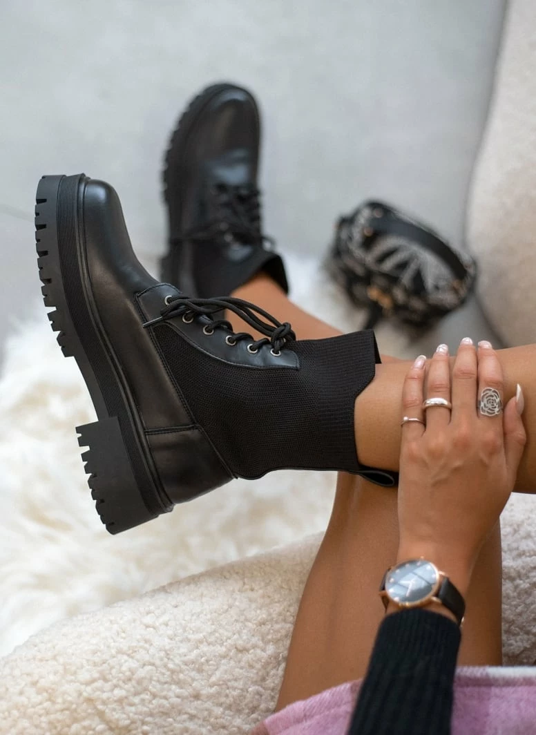 Προώθηση 🔔 The Fashion Project Αρβυλάκια με σχέδιο κάλτσα στη γάμπα - Μαύρο ✔️ 6 Προώθηση 🔔 The Fashion Project Αρβυλάκια με σχέδιο κάλτσα στη γάμπα - Μαύρο ✔️ - Image 4