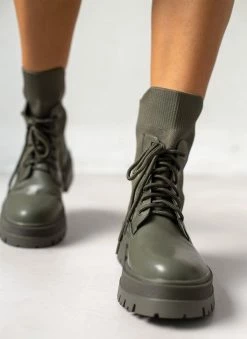 Εξοδος ✨ The Fashion Project Αρβυλάκια με σχέδιο κάλτσα στη γάμπα - Λαδί 👍 -Μποτάκια Κατάστημα arvulakia me sxedio kaltsa sti gampa 105848 0n00