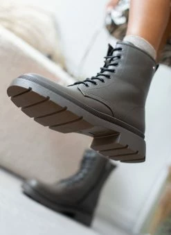 Φτηνός 👏 Xti Footwear Αρβυλάκια με τρακτερωτή σόλα Xti 140206 - Χακί 😍 -Μποτάκια Κατάστημα arvulakia me trakterwti sola xti 140206 105623 g956