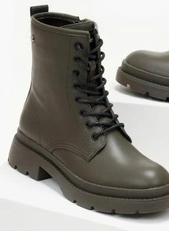 Φτηνός 👏 Xti Footwear Αρβυλάκια με τρακτερωτή σόλα Xti 140206 - Χακί 😍 -Μποτάκια Κατάστημα arvulakia me trakterwti sola xti 140206 105623 mkdm