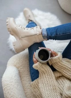 Ολοκαίνουργιο ⭐ The Fashion Project Αρβυλάκια με ζωνάκι - Μπεζ 🥰 -Μποτάκια Κατάστημα arvulakia me zwnaki 106101 ol3e