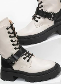 Κουπόνι 😍 The Fashion Project Αρβυλάκια με ζωνάκι και κλιπ κούμπωμα - Μπεζ ✨ -Μποτάκια Κατάστημα arvulakia me zwnaki kai klip koumpwma 95775 wxio