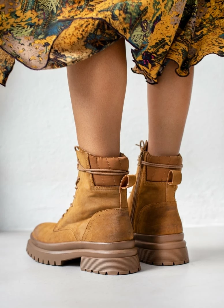 ΧΟΝΔΡΙΚΟ ΕΜΠΟΡΙΟ 😍 The Fashion Project Αρβυλάκια Suede με καπιτονέ σχέδιο - Κάμελ 🔔 6 ΧΟΝΔΡΙΚΟ ΕΜΠΟΡΙΟ 😍 The Fashion Project Αρβυλάκια Suede με καπιτονέ σχέδιο - Κάμελ 🔔 - Image 4