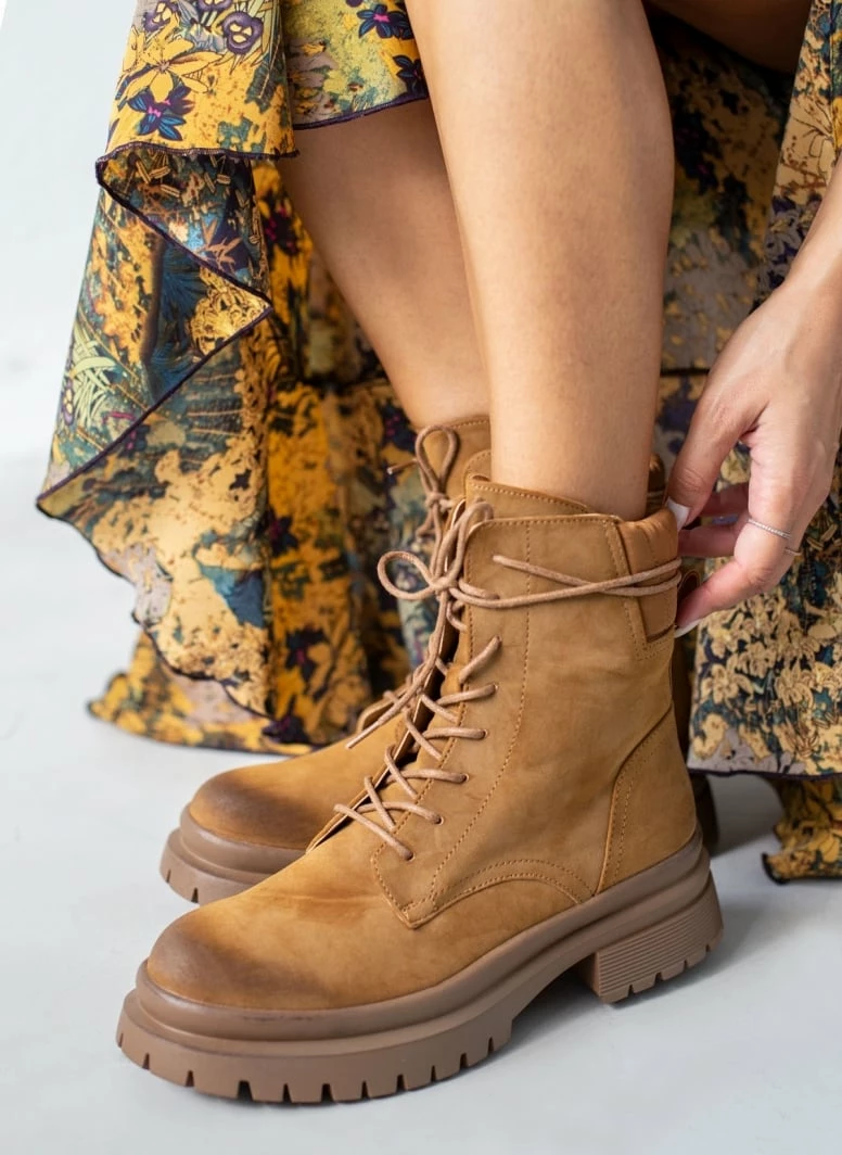 ΧΟΝΔΡΙΚΟ ΕΜΠΟΡΙΟ 😍 The Fashion Project Αρβυλάκια Suede με καπιτονέ σχέδιο - Κάμελ 🔔 3 ΧΟΝΔΡΙΚΟ ΕΜΠΟΡΙΟ 😍 The Fashion Project Αρβυλάκια Suede με καπιτονέ σχέδιο - Κάμελ 🔔