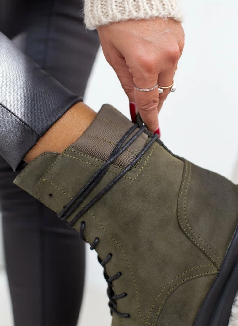 Εξοδος 🛒 The Fashion Project Αρβυλάκια Suede με καπιτονέ σχέδιο - Λαδί 🔔 6 Εξοδος 🛒 The Fashion Project Αρβυλάκια Suede με καπιτονέ σχέδιο - Λαδί 🔔 - Image 4