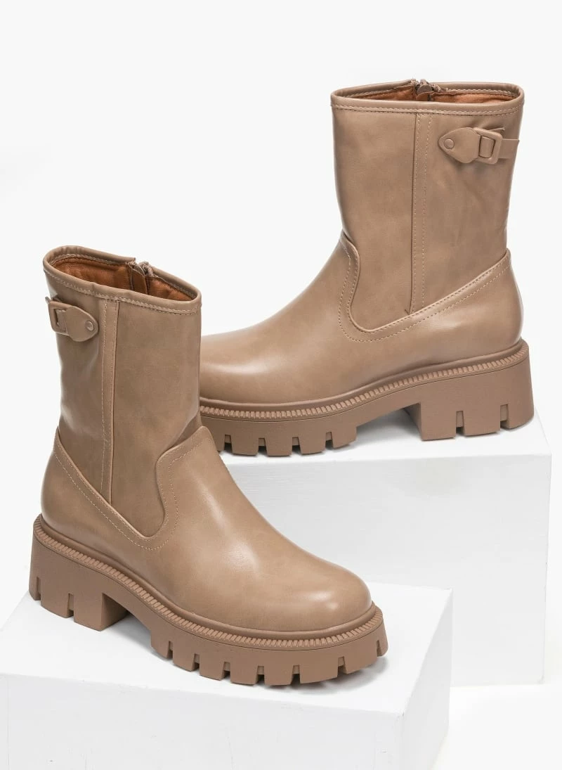 Νέος ❤️ The Fashion Project Μποτάκια Biker με μικρό ζωνάκι - Πούρο 🤩 7 Νέος ❤️ The Fashion Project Μποτάκια Biker με μικρό ζωνάκι - Πούρο 🤩 - Image 5