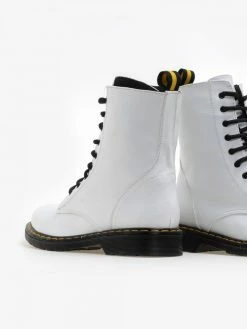 Ολοκαίνουργιο 😀 Estil αρβυλάκια με εξωτερική ραφή στη σόλα - Λευκό 🔥 -Μποτάκια Κατάστημα estil arvulakia me ekswteriki rafi sti sola 83915 oixp