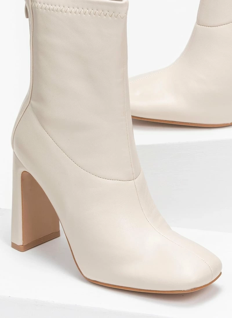 Προώθηση 🎉 The Fashion Project Μποτάκια με φερμουάρ στο πίσω μέρος - Μπεζ 💯 7 Προώθηση 🎉 The Fashion Project Μποτάκια με φερμουάρ στο πίσω μέρος - Μπεζ 💯 - Image 5