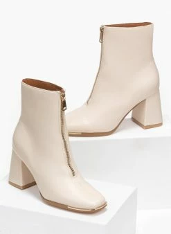 Καλύτερες κριτικές για 😍 The Fashion Project Μποτάκια καρέ με μεταλλικό φερμουάρ - Μπεζ 🌟 -Μποτάκια Κατάστημα kare mpotinia me metalliko fermouar 95978 680d