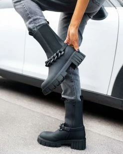 Best Pirce 👍 The Fashion Project Μποτάκια Chelsea ματ με αλυσίδα - Μαύρο 🎁 -Μποτάκια Κατάστημα mat mpotakia me alusida 95298 30tw