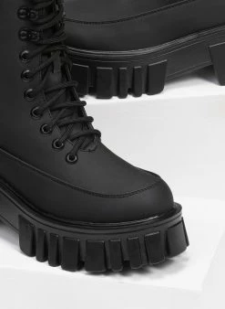 Πολύ καλή προσφορά ❤️ The Fashion Project Αρβυλάκια με ψηλή σόλα και κορδόνια - Μαύρο 😍 -Μποτάκια Κατάστημα mat mpotakia me psili sola kai kordonia 95676 l5lr