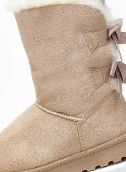 Flash Sale 🌟 The Fashion Project Μποτάκια με γούνα - Μπεζ 🛒 14 Flash Sale 🌟 The Fashion Project Μποτάκια με γούνα - Μπεζ 🛒 -Μποτάκια Κατάστημα mpotakia apres ski me sunthetiki gouna 108218 7tue