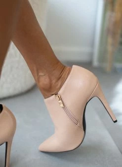 Καλύτερη πώληση 🌟 The Fashion Project Μποτάκια αστραγάλου με ασύμμετρο σχέδιο - Μπεζ 😍 16 Καλύτερη πώληση 🌟 The Fashion Project Μποτάκια αστραγάλου με ασύμμετρο σχέδιο - Μπεζ 😍 -Μποτάκια Κατάστημα mpotakia astragalou me asummetro sxedio 105756 rxd9