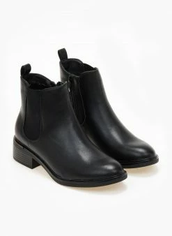 Εκπτωση 🔥 The Fashion Project Μποτάκια αστραγάλου με μεταλλική λεπτομέρεια - Μαύρο 🌟 7 Εκπτωση 🔥 The Fashion Project Μποτάκια αστραγάλου με μεταλλική λεπτομέρεια - Μαύρο 🌟 -Μποτάκια Κατάστημα mpotakia astragalou me asummetro teleiwma 105908 xr1v