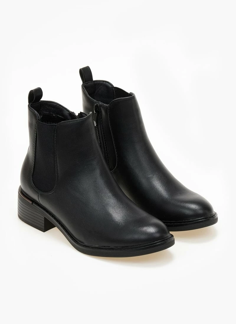 Εκπτωση 🔥 The Fashion Project Μποτάκια αστραγάλου με μεταλλική λεπτομέρεια - Μαύρο 🌟 4 Εκπτωση 🔥 The Fashion Project Μποτάκια αστραγάλου με μεταλλική λεπτομέρεια - Μαύρο 🌟 - Image 2