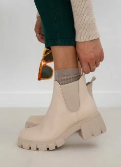 Νέος 🔔 The Fashion Project Μποτάκια αστραγάλου με Chunky σόλα - Μπεζ 😀 15 Νέος 🔔 The Fashion Project Μποτάκια αστραγάλου με Chunky σόλα - Μπεζ 😀 -Μποτάκια Κατάστημα mpotakia astragalou me chunky sola 106093 xnz5