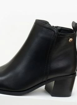 Αγορά 🛒 The Fashion Project Μποτάκια αστραγάλου με εξωτερική ραφή - Μαύρο 🤩 -Μποτάκια Κατάστημα mpotakia astragalou me ekswteriki rafi 106152 bocz