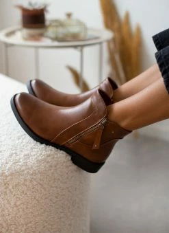 Καλύτερες κριτικές για 🔥 The Fashion Project Μποτάκια αστραγάλου με εξωτερικό φερμουάρ - Ταμπά ❤️ -Μποτάκια Κατάστημα mpotakia astragalou me ekswteriko fermouar 105834 mkcf