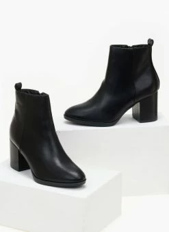 Best Pirce 😍 The Fashion Project Μποτάκια αστραγάλου με κάθετη ραφή - Μαύρο 🧨 -Μποτάκια Κατάστημα mpotakia astragalou me katheti rafi 106112 n5xk