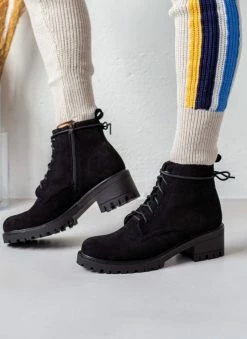 Εξοδος ⭐ The Fashion Project Αρβυλάκια με κορδόνια - Μαύρο 🎁 12 Εξοδος ⭐ The Fashion Project Αρβυλάκια με κορδόνια - Μαύρο 🎁 -Μποτάκια Κατάστημα mpotakia astragalou me kordonia 107210 vvlz