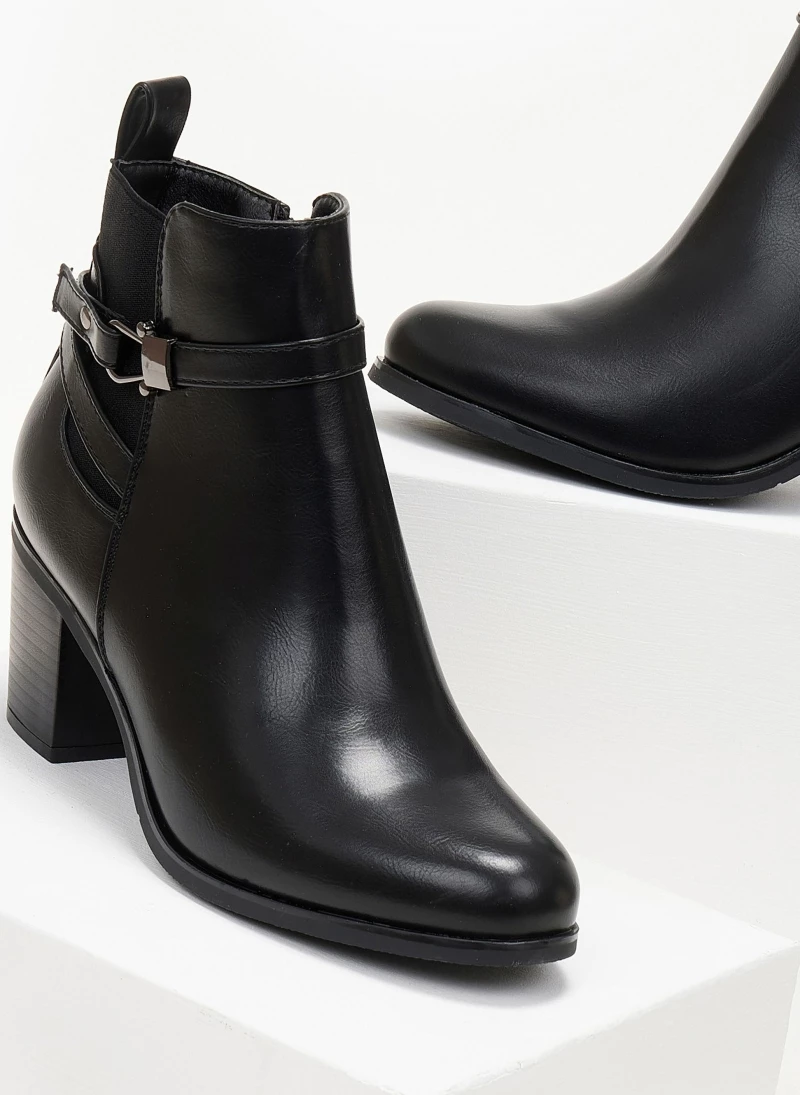 Προϋπολογισμός ⭐ The Fashion Project Μποτάκια αστραγάλου με μεταλλική λεπτομέρεια - Μαύρο 🌟 6 Προϋπολογισμός ⭐ The Fashion Project Μποτάκια αστραγάλου με μεταλλική λεπτομέρεια - Μαύρο 🌟 - Image 4