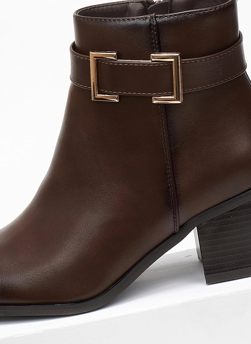 Καλύτερη πώληση 😉 The Fashion Project Μποτάκια αστραγάλου με μεταλλικό διακοσμητικό - Καφέ ⭐ 6 Καλύτερη πώληση 😉 The Fashion Project Μποτάκια αστραγάλου με μεταλλικό διακοσμητικό - Καφέ ⭐ - Image 4