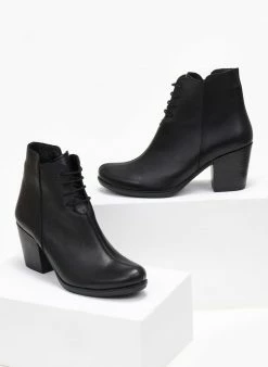 Το φθηνότερο ⭐ The Fashion Project Μποτάκια δερμάτινα αστραγάλου με κορδόνια - Μαύρο 🛒 11 Το φθηνότερο ⭐ The Fashion Project Μποτάκια δερμάτινα αστραγάλου με κορδόνια - Μαύρο 🛒 -Μποτάκια Κατάστημα mpotakia casual dermatina me kordonia 108274 iau2