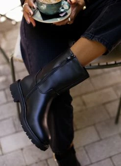 Κουπόνι 🤩 The Fashion Project Μποτάκια Casual με πέτρες - Μαύρο 👍 -Μποτάκια Κατάστημα mpotakia casual me petres 105742 o08w