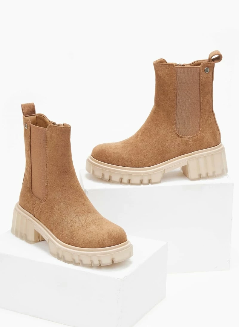 Καλύτερη πώληση 💯 The Fashion Project Μποτάκια Chelsea με Chunky σόλα - Κάμελ 👏 5 Καλύτερη πώληση 💯 The Fashion Project Μποτάκια Chelsea με Chunky σόλα - Κάμελ 👏 - Image 3