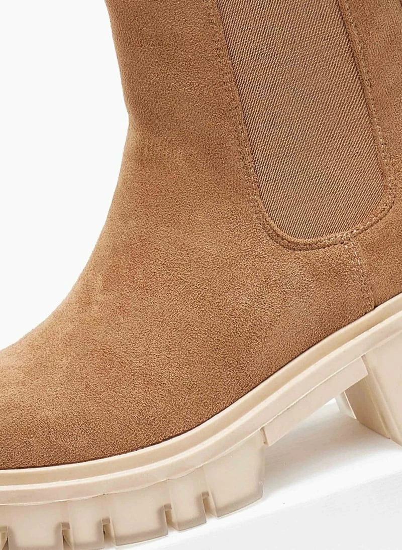 Καλύτερη πώληση 💯 The Fashion Project Μποτάκια Chelsea με Chunky σόλα - Κάμελ 👏 9 Καλύτερη πώληση 💯 The Fashion Project Μποτάκια Chelsea με Chunky σόλα - Κάμελ 👏 - Image 7