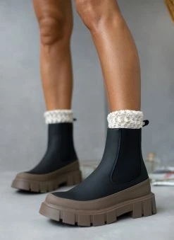 Αγορά 😍 The Fashion Project Μποτάκια Chelsea με διχρωμία - Μαύρο 😍