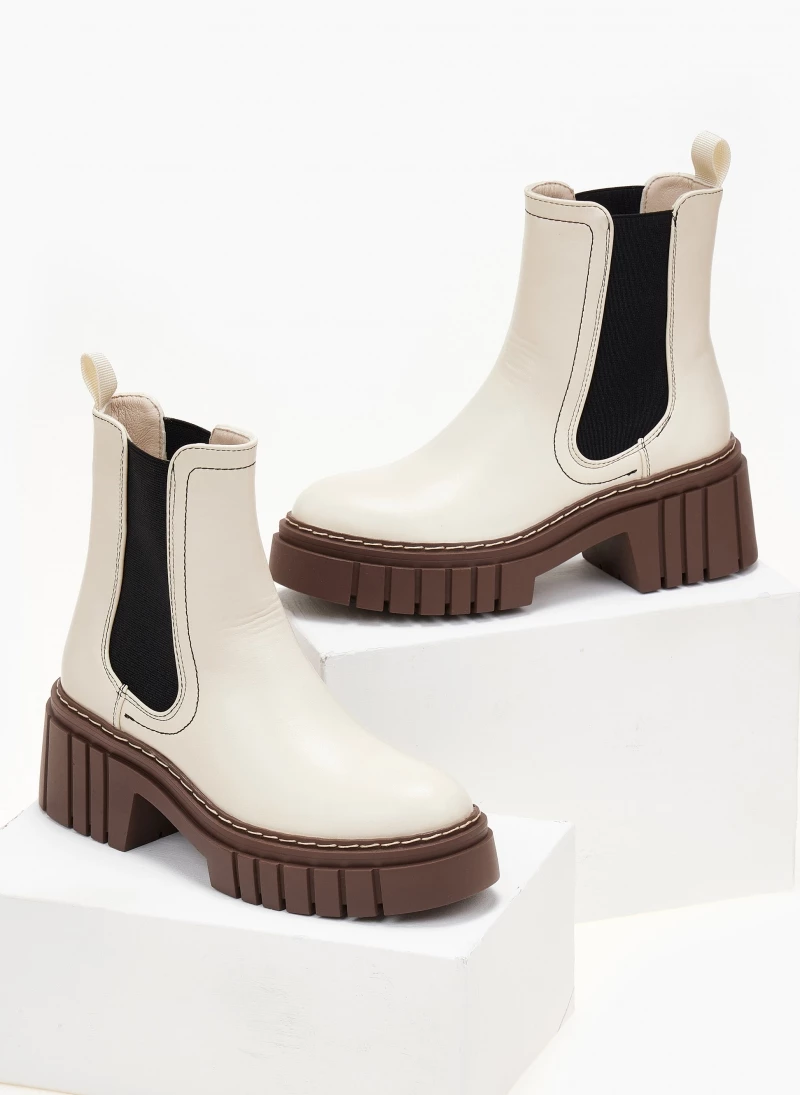 Συμφωνίες 🧨 The Fashion Project Μποτάκια Chelsea με εξωτερική ραφή στη σόλα - Ζαχαρί 🛒 5 Συμφωνίες 🧨 The Fashion Project Μποτάκια Chelsea με εξωτερική ραφή στη σόλα - Ζαχαρί 🛒 - Image 3