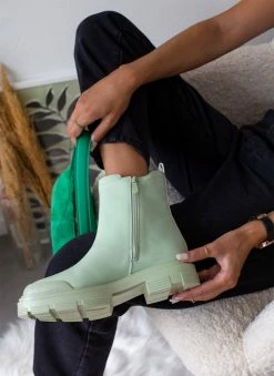 Καλύτερες κριτικές για 🎁 The Fashion Project Μποτάκια Chelsea με λάστιχο - Λαχανί 👍 -Μποτάκια Κατάστημα mpotakia chelsea me lastixo 106105 0ph8