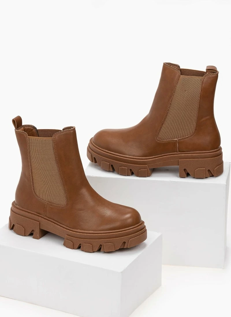 Πολύ καλή προσφορά 🤩 The Fashion Project Μποτάκια Chelsea με λάστιχο - Ταμπά 🌟 5 Πολύ καλή προσφορά 🤩 The Fashion Project Μποτάκια Chelsea με λάστιχο - Ταμπά 🌟 - Image 3