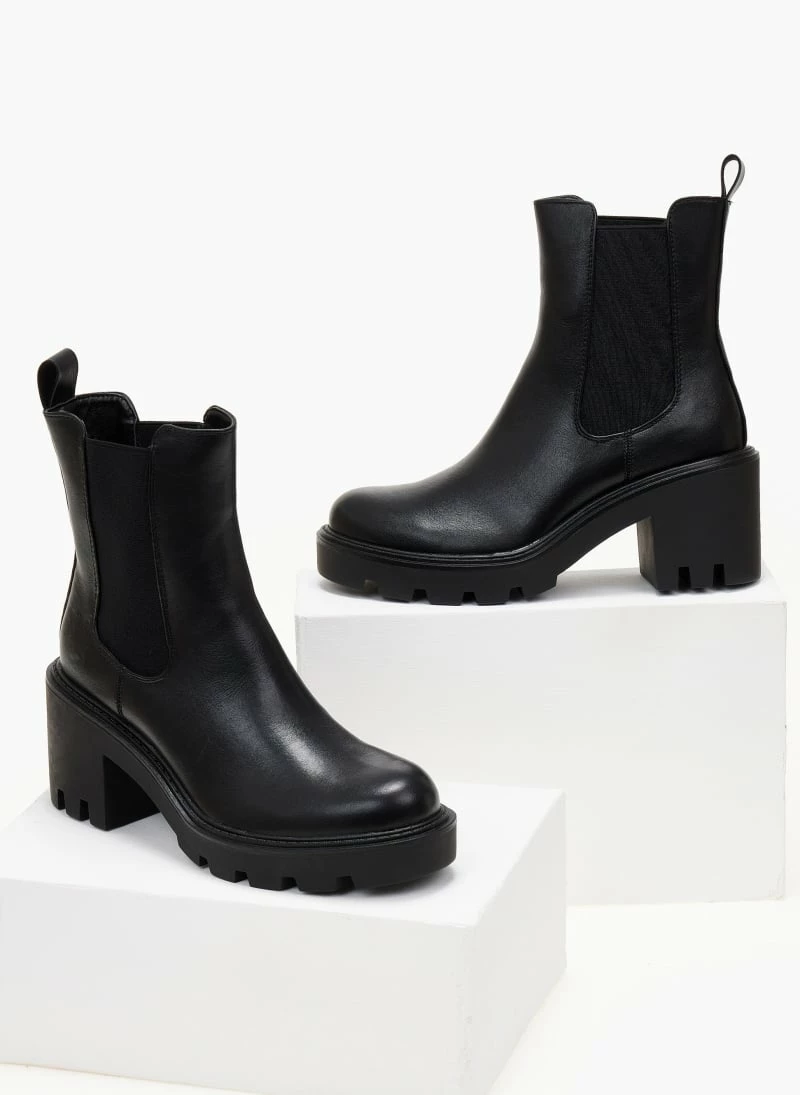 Ολοκαίνουργιο 😀 The Fashion Project Μποτάκια Chelsea με λάστιχο - Μαύρο 😉 6 Ολοκαίνουργιο 😀 The Fashion Project Μποτάκια Chelsea με λάστιχο - Μαύρο 😉 - Image 4