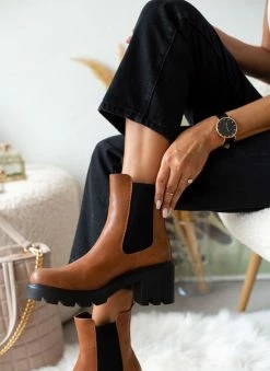 Αγορά 🥰 The Fashion Project Μποτάκια Chelsea με λάστιχο - Ταμπά 🎁 -Μποτάκια Κατάστημα mpotakia chelsea me xontro takouni 105643 315h