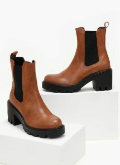 Αγορά 🥰 The Fashion Project Μποτάκια Chelsea με λάστιχο - Ταμπά 🎁 -Μποτάκια Κατάστημα mpotakia chelsea me xontro takouni 105643 l6il