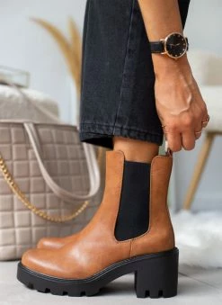 Αγορά 🥰 The Fashion Project Μποτάκια Chelsea με λάστιχο - Ταμπά 🎁